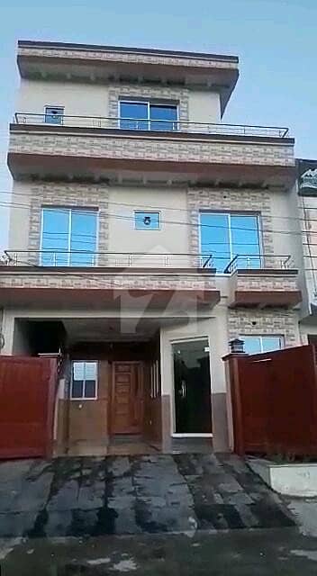 5 Marla Main Double Road House For Sale 25x50