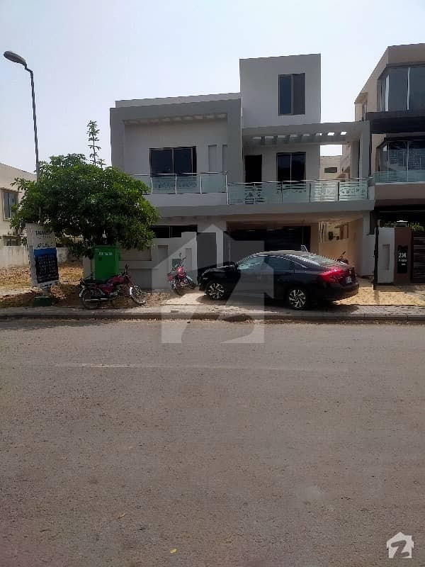 2700  Square Feet House In Bahria Town - Takbeer Block For Rent At Good Location