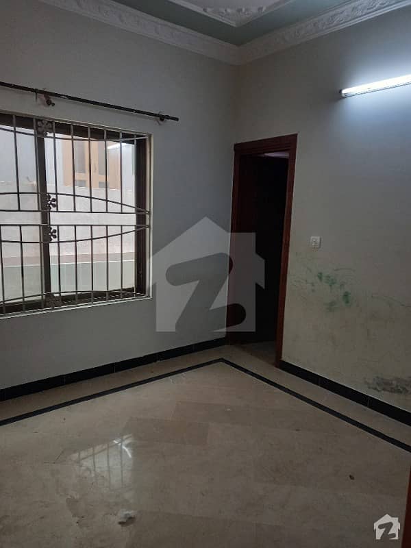 25x40 Uper Portion Available For Rent In G-13/1 Islamabad.