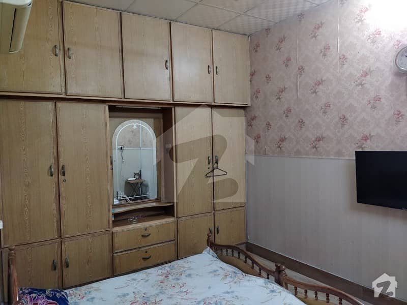 منصورآباد فیصل آباد میں 2 کمروں کا 2 مرلہ مکان 55 لاکھ میں برائے فروخت۔