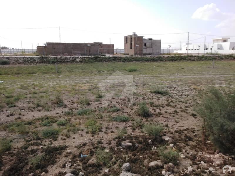 1800  Square Feet Residential Plot For Sale In Qasimabad