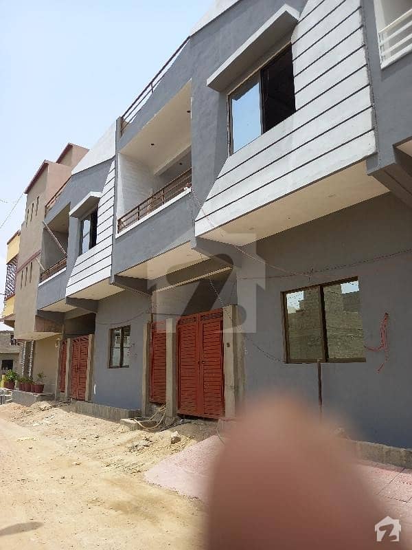 ڈائمنڈ سٹی گلشنِ معمار گداپ ٹاؤن کراچی میں 4 کمروں کا 4 مرلہ مکان 1.15 کروڑ میں برائے فروخت۔