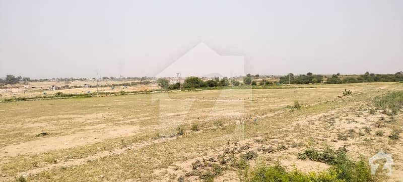 A Corner 5 Kanal Commercial Plot For Sale In Blue Area, Islamabad