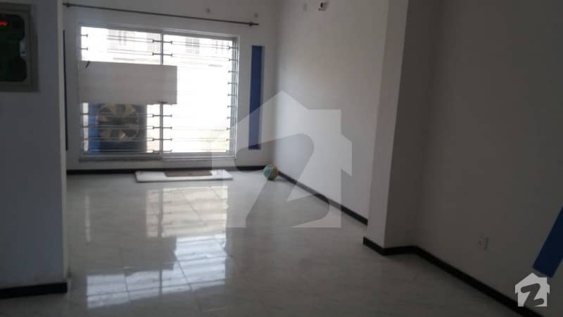Kanal 3 Bed Superb Lower Portion In Wapda Town