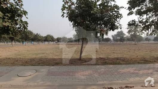 بحریہ ٹاؤن ۔ بلاک ای ای بحریہ ٹاؤن سیکٹرڈی بحریہ ٹاؤن لاہور میں 1 کنال رہائشی پلاٹ 1.8 کروڑ میں برائے فروخت۔ بحریہ ٹاؤن ۔ بلاک ای ای بحریہ ٹاؤن سیکٹرڈی بحریہ ٹاؤن لاہور میں 1 کنال رہائشی پلاٹ 1.8 کروڑ میں برائے فروخت۔