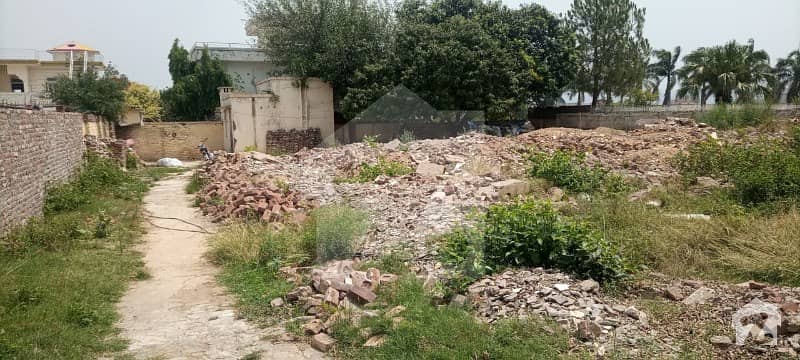 90*120 Plot For Sale At C1