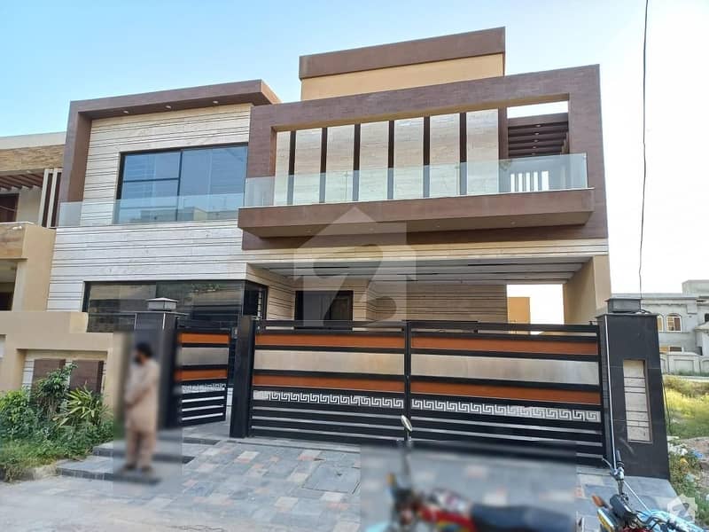 VIP Double Storey House For Rent