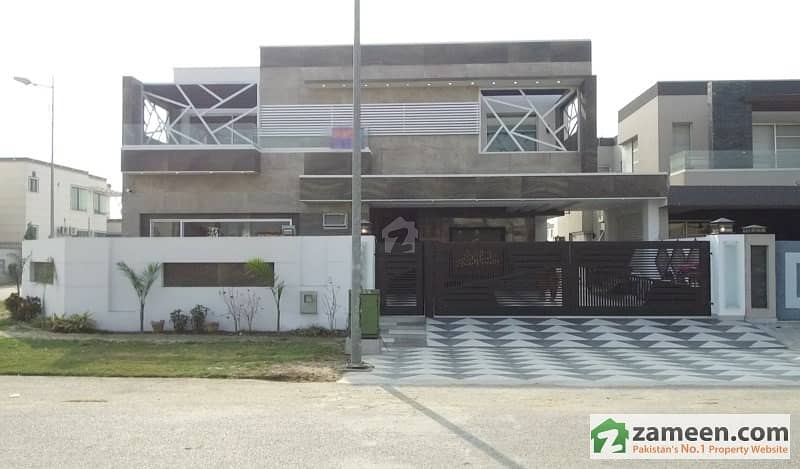 House For Sale In Heart Of DHA