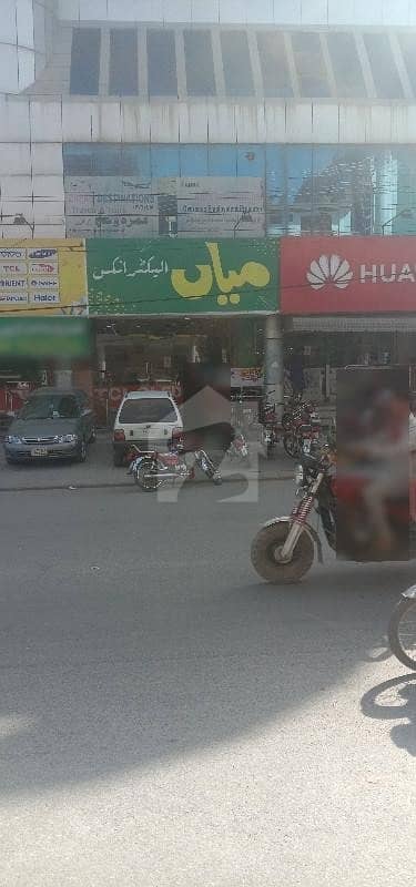 بوستان روڈ راولپنڈی میں 8 مرلہ دکان 2 لاکھ میں کرایہ پر دستیاب ہے۔