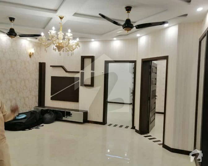 1 Kanal House Upper  Portion Luxury Available For Rent In Bahria Town Lahore