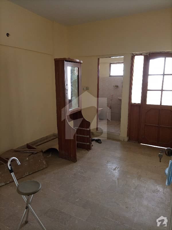 Flat 900  Square Feet For Rent In North Nazimabad