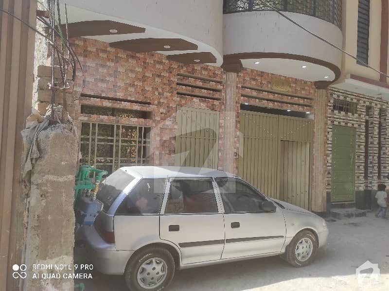 ڈلا زیک روڈ پشاور میں 4 کمروں کا 2 مرلہ مکان 70 لاکھ میں برائے فروخت۔