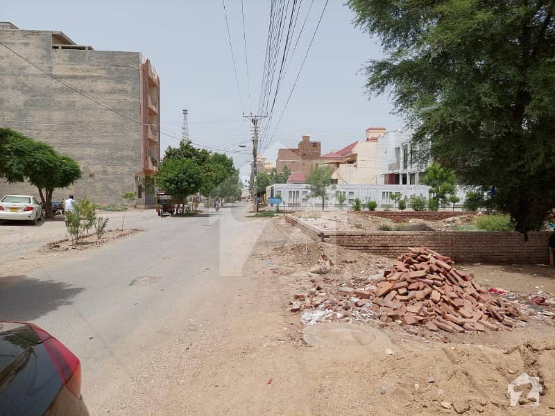عباسیہ ٹاؤن رحیم یار خان میں 1 کنال کمرشل پلاٹ 2.4 کروڑ میں برائے فروخت۔