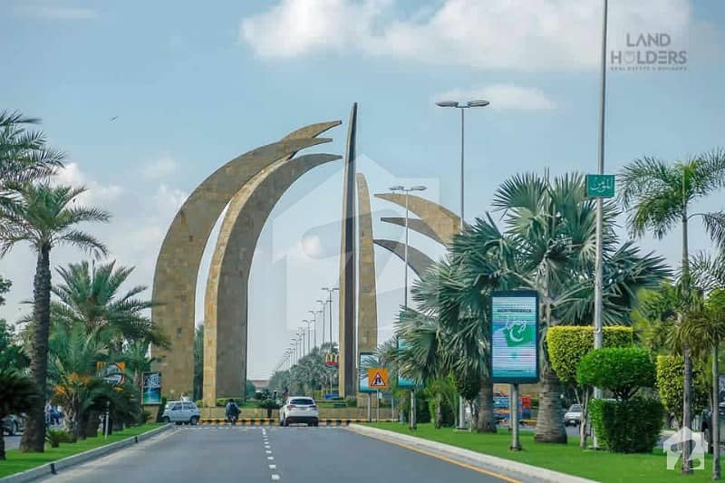 5 Marla Corner Plot For Sale In Ee Block Bahria Town Lahore