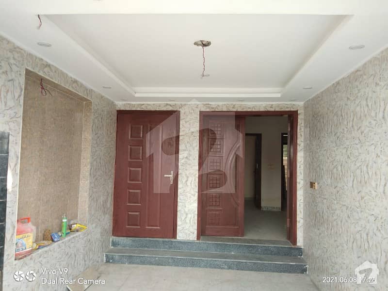 10 MARLA BRAND NEW HOUSE FOR SALE IN VERY REASONABLE PRICE