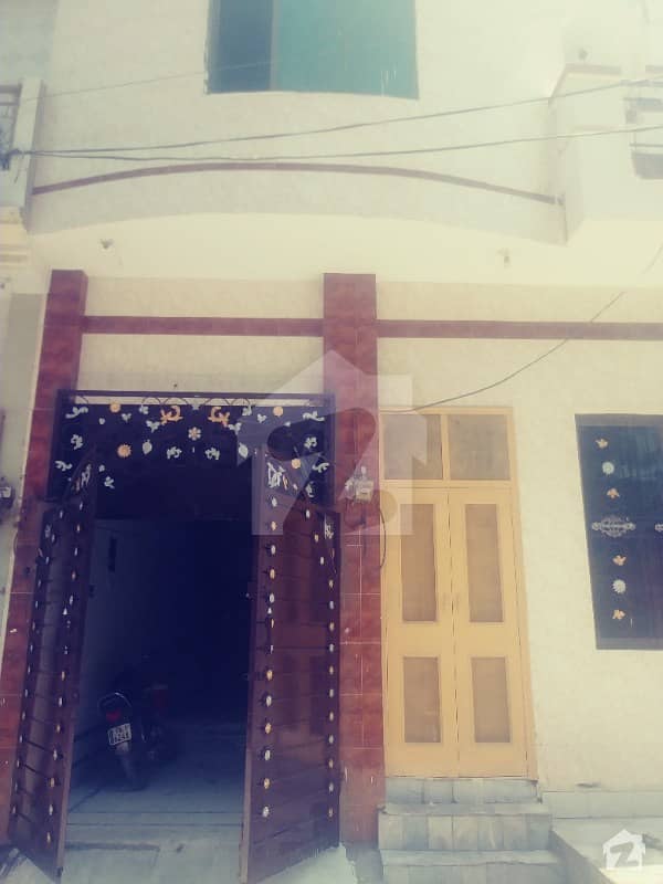 جھنگ روڈ فیصل آباد میں 6 کمروں کا 5 مرلہ مکان 28 ہزار میں کرایہ پر دستیاب ہے۔