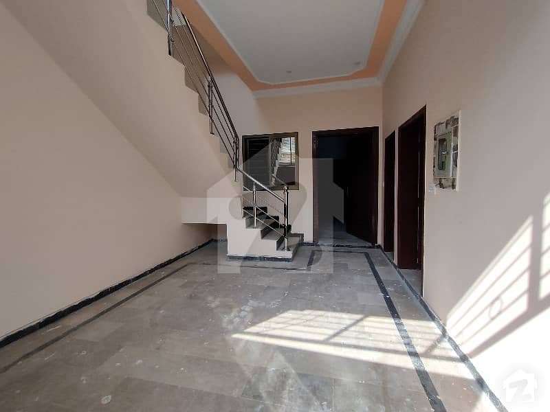 عباسیہ ٹاؤن رحیم یار خان میں 5 کمروں کا 477218.54 کنال مکان 60 لاکھ میں برائے فروخت۔