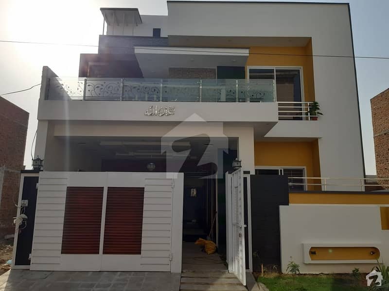 House For Sale Situated In Khayaban-e-Naveed