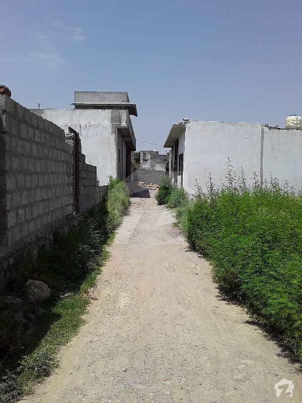 آصف آباد واہ میں 3 کمروں کا 5 مرلہ مکان 25 لاکھ میں برائے فروخت۔