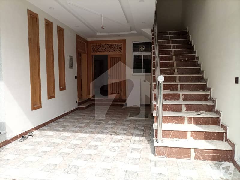 1400 Sq Feet 4 Bed Corner House For Sale