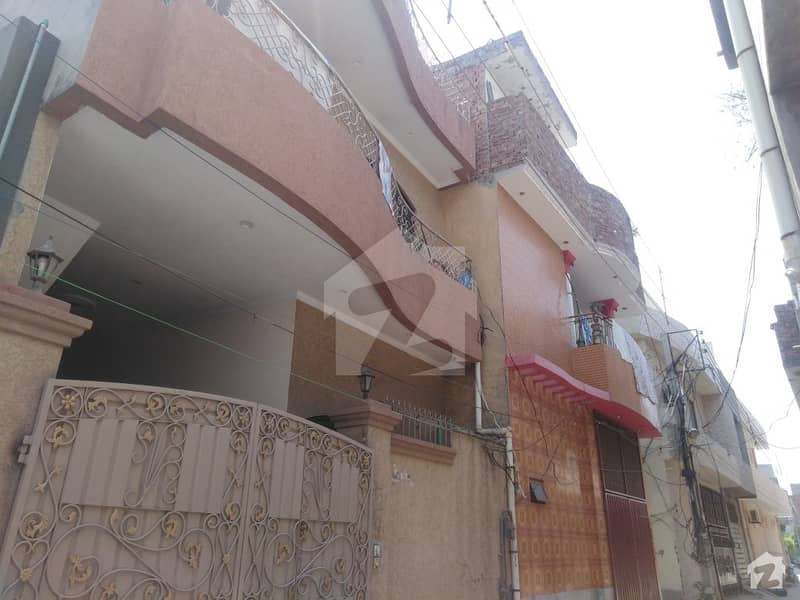 5 Marla House Situated In Shoukat Town For Sale