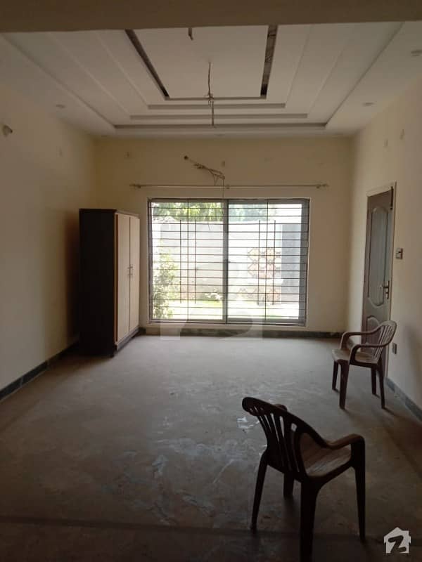13 Marla Lower Portion For Rent In Ali Town At Prime Location