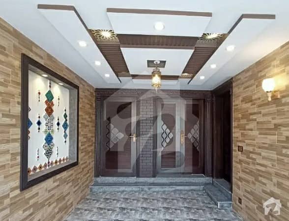 10 Marla Vvip Beautiful Upper Portion Is Available For Rent In Sabzazar Lahore