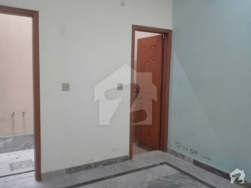 Get A 5 Marla Flat For Rent In Model Town