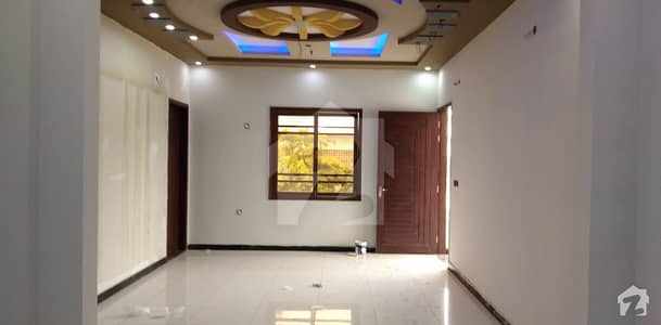 گلستانِ جوہر کراچی میں 11 کمروں کا 16 مرلہ مکان 7.3 کروڑ میں برائے فروخت۔