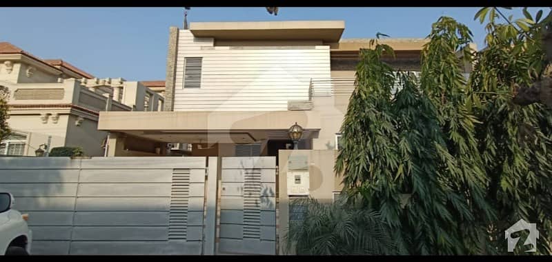1 Kanal 3 Year Old Mazhar Munir Design  Bungalow For Sale Ideal Location 60 Feet Rood