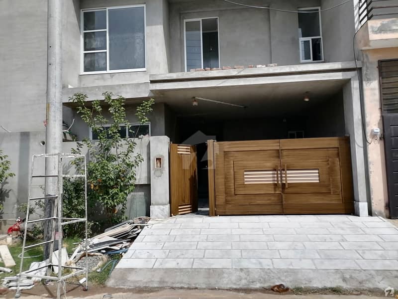 To Sale You Can Find Spacious House In Jaranwala Road