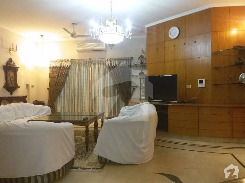 ڈی ایچ اے فیز 1 ڈیفنس (ڈی ایچ اے) لاہور میں 4 کمروں کا 1 کنال مکان 3.95 کروڑ میں برائے فروخت۔