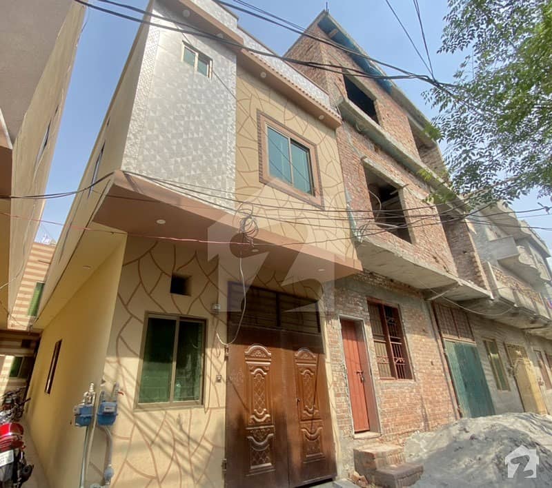 مرغزار آفیسرز کالونی لاہور میں 3 کمروں کا 2 مرلہ مکان 65 لاکھ میں برائے فروخت۔