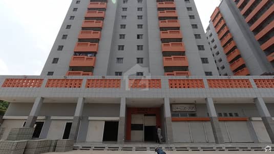 سکیم 33 کراچی میں 14 مرلہ دکان 12.5 کروڑ میں برائے فروخت۔ سکیم 33 کراچی میں 14 مرلہ دکان 12.5 کروڑ میں برائے فروخت۔