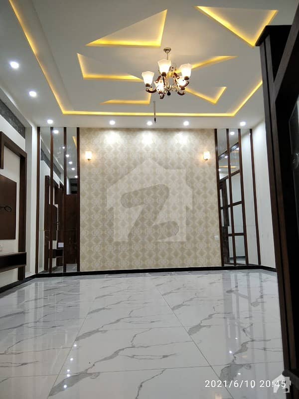 ایڈن ویلی فیصل آباد میں 3 کمروں کا 5 مرلہ مکان 1.6 کروڑ میں برائے فروخت۔