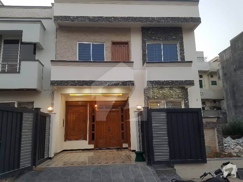 4 Marla Brand New House For Sale