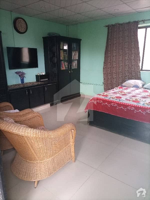 Portion For Sale 4 Bed D/d 3rd Floor W. o Fully Renovated