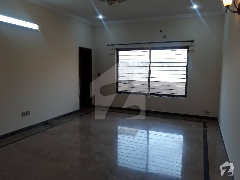 E11 400 Syds 5 Beds Ground Plus Basement For Rent