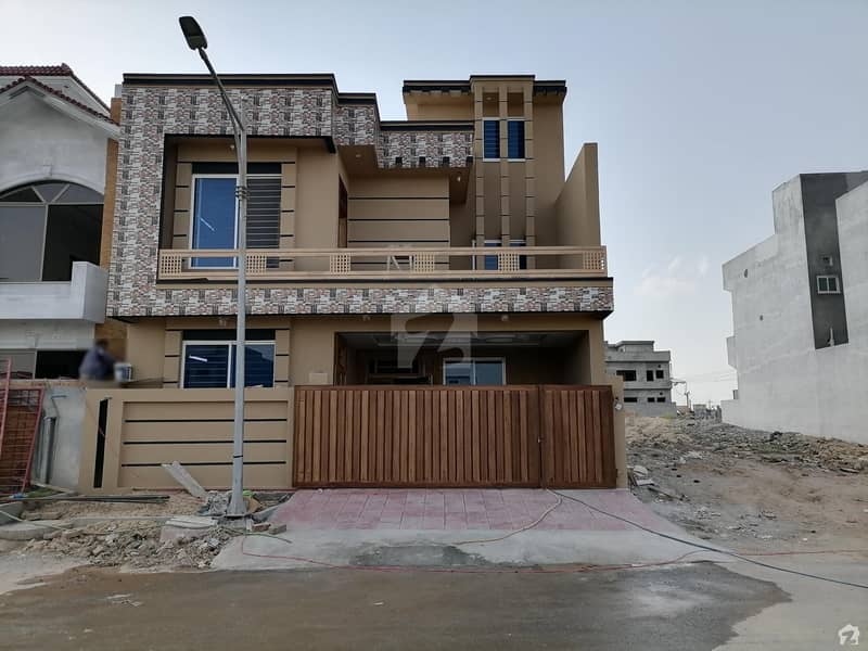 8 Marla Brand New Double Storey House For Sale