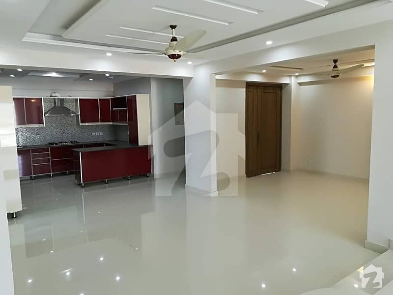 4 Bedrooms 2700 Sq Ft Semi Furnished Luxury Apartment For Sale In E-11