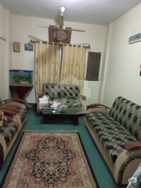 Ready To Sale A Flat 1300  Square Feet In Abul Hassan Isphani Road Karachi