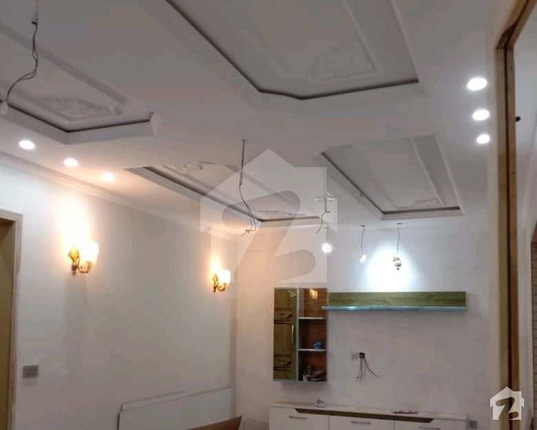 نشیمنِ اقبال فیز 2 نشیمنِ اقبال لاہور میں 5 کمروں کا 10 مرلہ مکان 2.3 کروڑ میں برائے فروخت۔