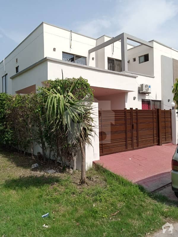 10-marla , 4-bedroom's, Fully Furnished House Available For Rent.