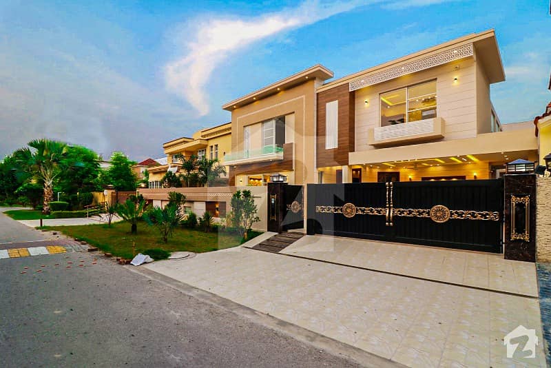 1 Kanal Splendid Spacious Full Basement Semi Furnished House Available For Sale In Dha Phase 8 Lahore