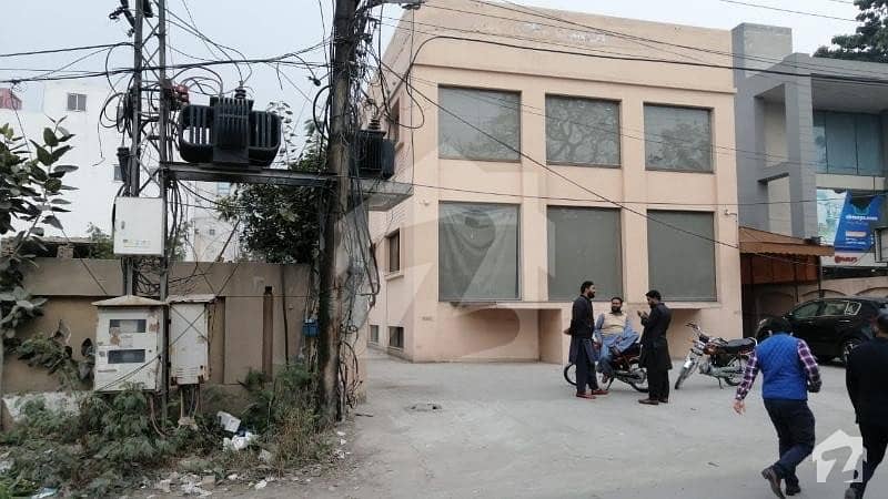 2 Kanal 5 Marla Double Storey Building With Basement For Sale In Gulberg 2, Mm Alam Road