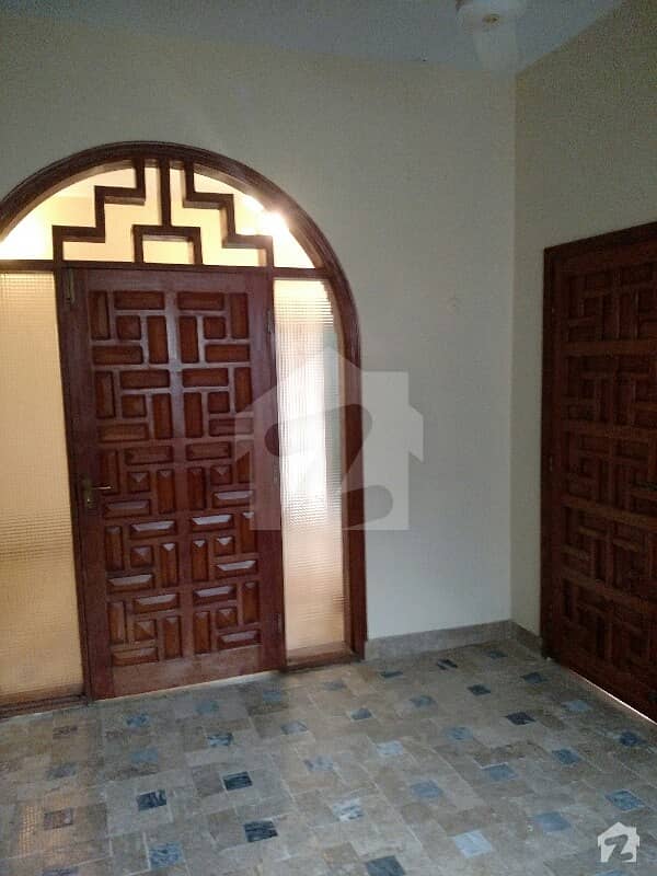 سلمان گارڈنز شاہ فیصل ٹاؤن کراچی میں 3 کمروں کا 9 مرلہ مکان 1.5 کروڑ میں برائے فروخت۔
