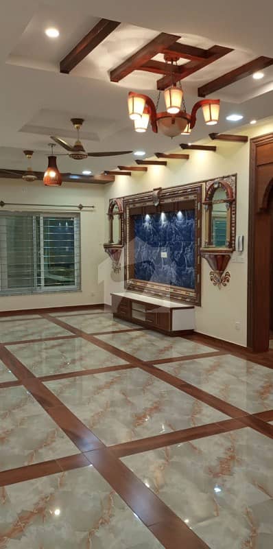 1 Kanal House Available For Rent In Bahria Enclave