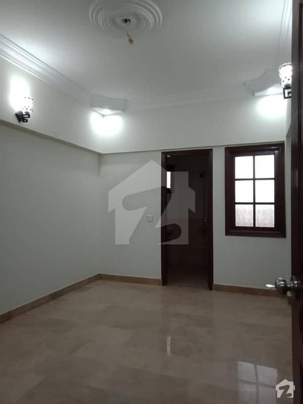 Two Bedrooms Apartment For Sale In Bukhari Commercial