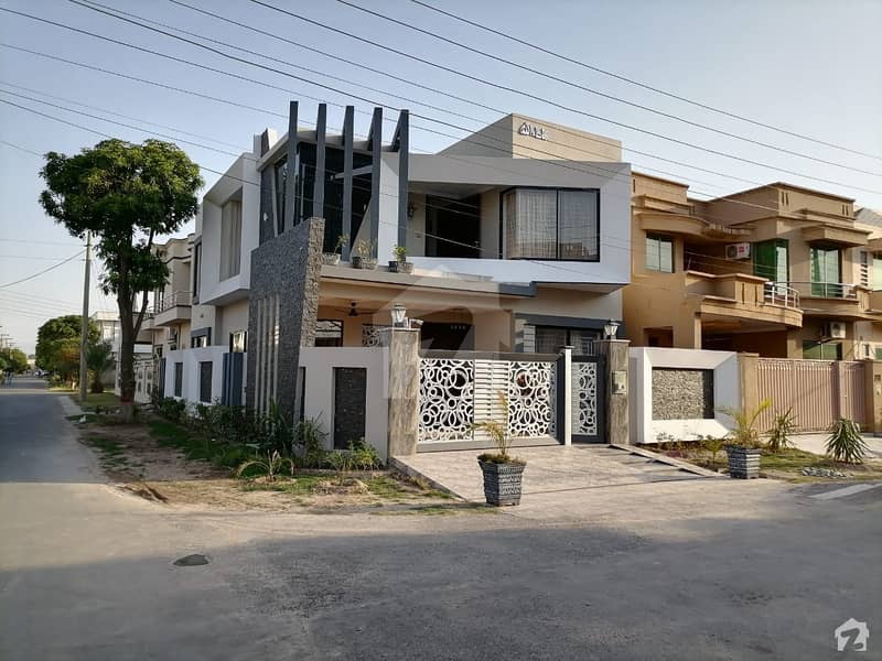 Reserve A Centrally Located House In DC Colony