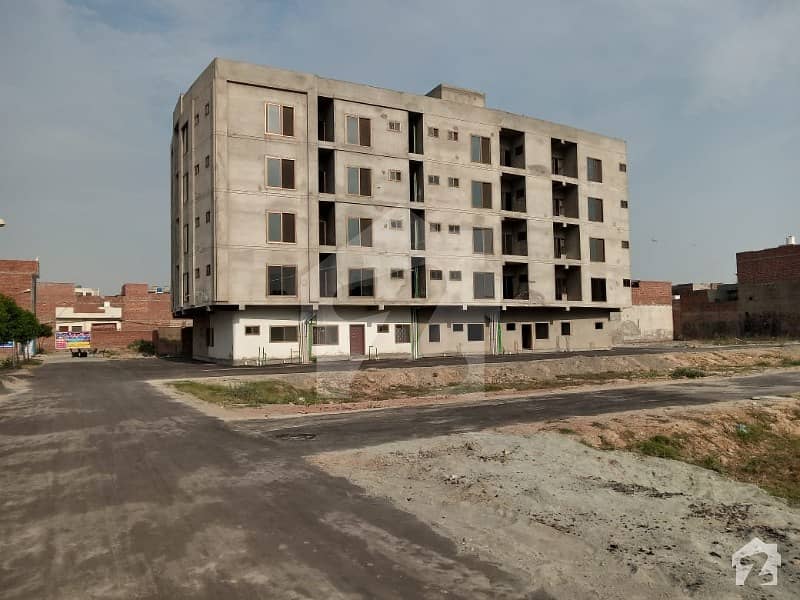 پیراڈایز اپارٹمنٹ فیروزپور روڈ لاہور میں 5 مرلہ رہائشی پلاٹ 60 لاکھ میں برائے فروخت۔